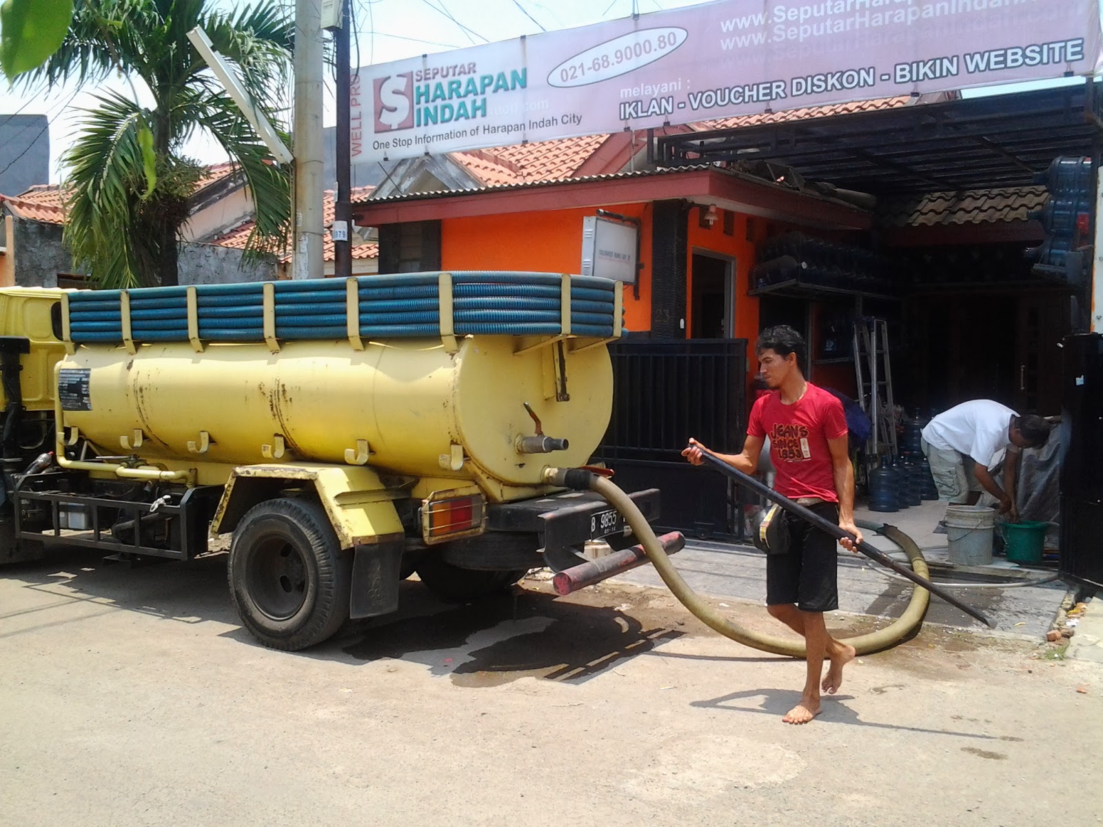 Sedot WC Candi